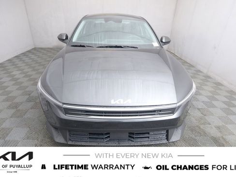 New 2025 Kia K4 LX image 2