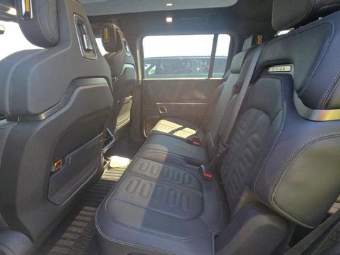 Used 2023 Rivian R1S Launch Edition image 6