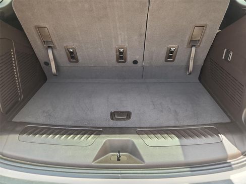 Used 2022 Chevrolet Tahoe LT RWD image 26