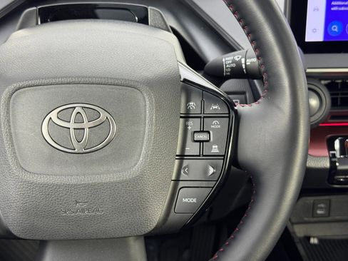 Used 2024 Toyota Prius Prime Premium w/ Advanced Technology Package image 22