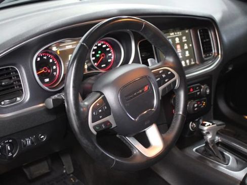 Used 2016 Dodge Charger R/T w/ Driver Confidence Group RWD image 16