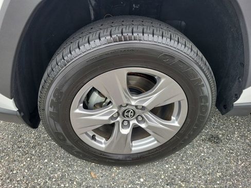 Used 2023 Toyota RAV4 XLE image 17