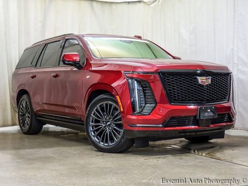 Certified 2025 Cadillac Escalade Sport Platinum AWD/4WD image 2