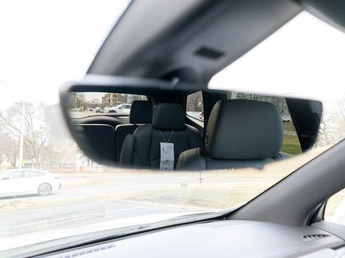 Used 2022 Buick Enclave Premium w/ Experience Buick Package image 25