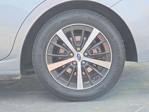 Used 2023 Subaru Impreza 2.0i Premium image 5