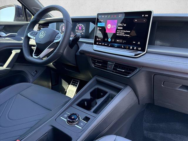 New 2026 Volkswagen Tiguan SE R-Line FWD image 26