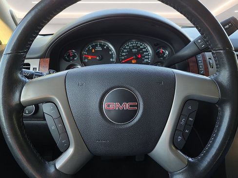 Used 2014 GMC Yukon SLT AWD/4WD image 24