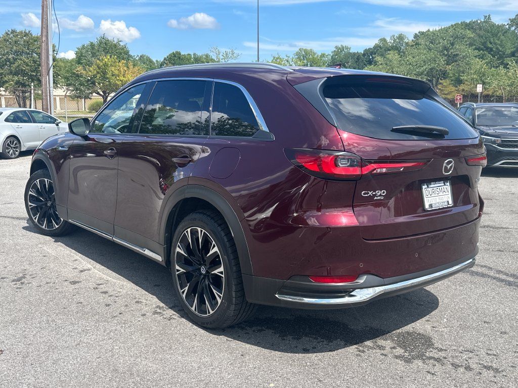 Used 2024 MAZDA CX-90 Plug-In Hybrid w/ Premium Plus AWD/4WD image 5