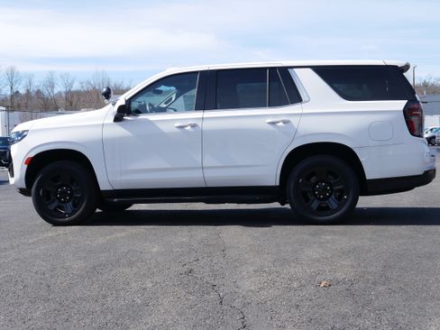 New 2024 Chevrolet Tahoe 4WD w/ Remote Keyless Entry Package image 3