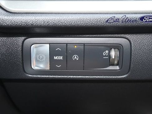 Used 2025 Chevrolet Traverse LT w/ Midnight/Sport Edition FWD image 20