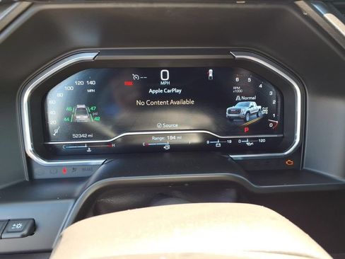 Used 2024 GMC Sierra 1500 AT4 w/ Technology Package AWD/4WD image 18