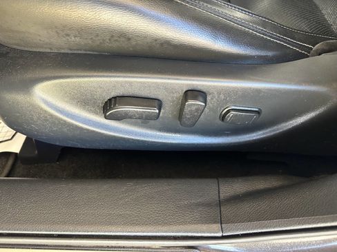 Used 2016 Nissan Maxima 3.5 SV image 11