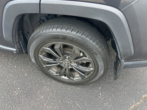 Used 2023 Toyota RAV4 Limited image 13