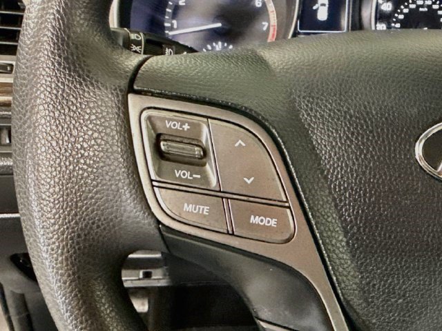 Used 2017 Hyundai Santa Fe Sport AWD/4WD image 13