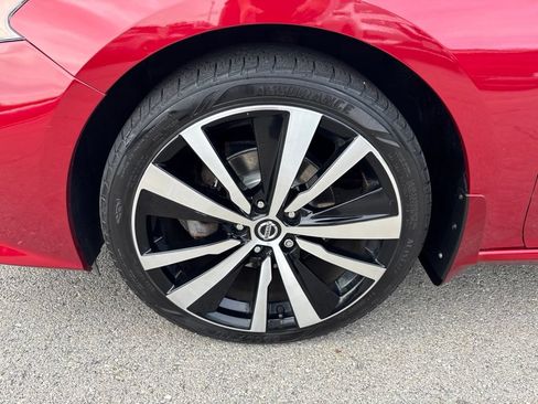 Used 2020 Nissan Altima 2.5 SR AWD/4WD image 10