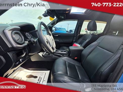 Used 2019 Toyota Tacoma TRD Sport image 21