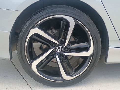 Used 2019 Honda Accord Sport image 22