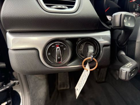 Used 2019 Porsche 718 Cayman image 25