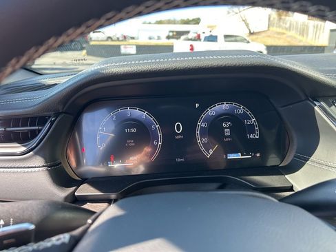 New 2026 Jeep Grand Cherokee Limited RWD image 8