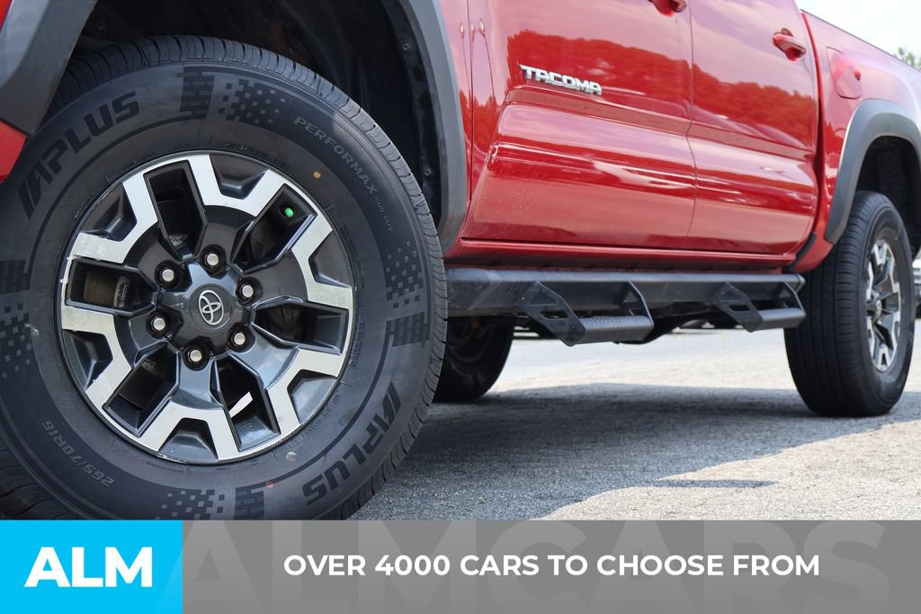 Used 2023 Toyota Tacoma TRD Off-Road w/ Technology Package RWD image 2