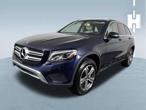 Used 2019 Mercedes-Benz GLC 300 4MATIC image 4