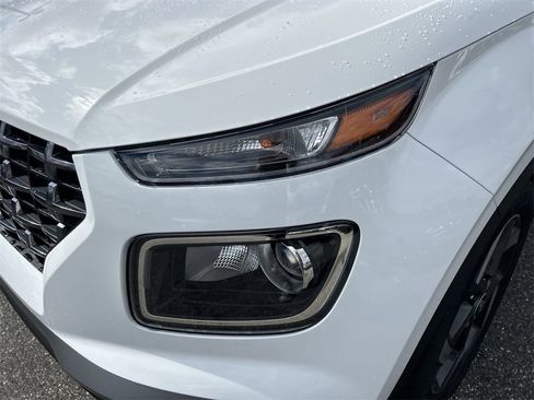New 2026 Hyundai Venue SEL image 16