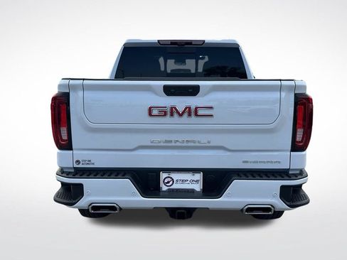 Used 2026 GMC Sierra 1500 Denali w/ Technology Package RWD image 6