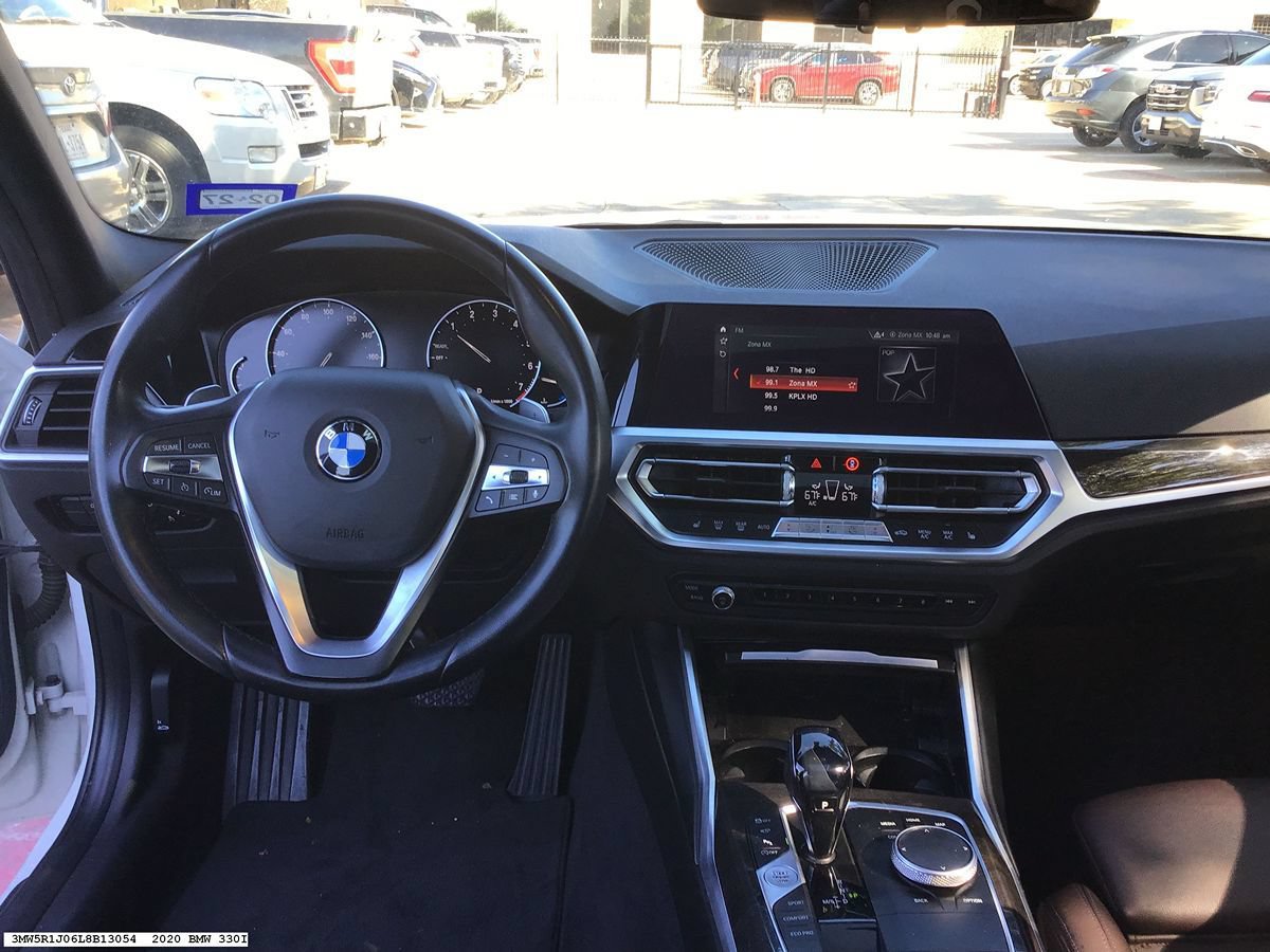 Used 2020 BMW 330i Sedan w/ Convenience Package RWD image 12
