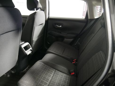 Used 2023 Honda HR-V LX image 13