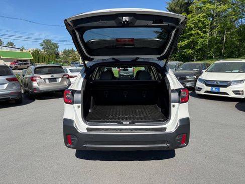 Used 2022 Subaru Outback Premium AWD/4WD image 14