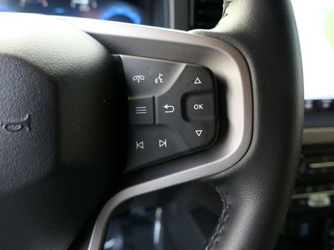 Used 2025 Ford Bronco Big Bend image 16