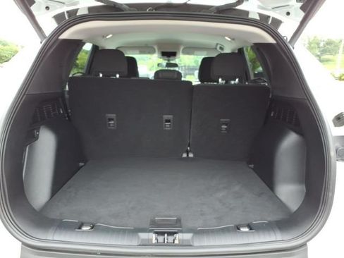 Used 2023 Ford Escape Active w/ Tech Pack #1 AWD/4WD image 12