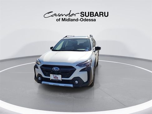 Used 2024 Subaru Outback Limited image 3
