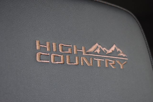 New 2026 Chevrolet Silverado 1500 High Country w/ High Country Premium Package AWD/4WD image 17