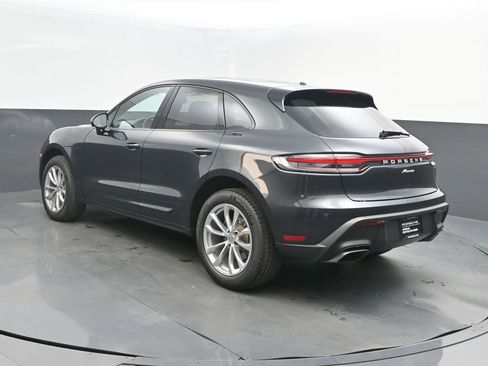 New 2025 Porsche Macan image 3