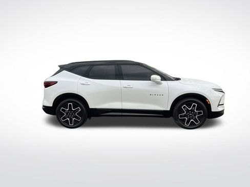 Used 2024 Chevrolet Blazer RS w/ Driver Confidence II Package image 7