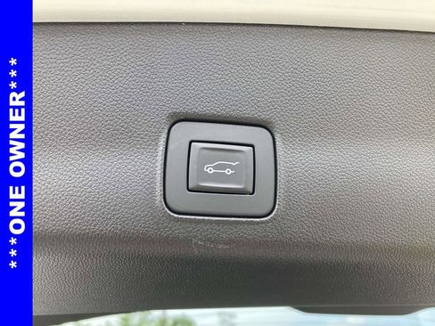 Used 2024 Chevrolet TrailBlazer LT w/ Convenience Package AWD/4WD image 12