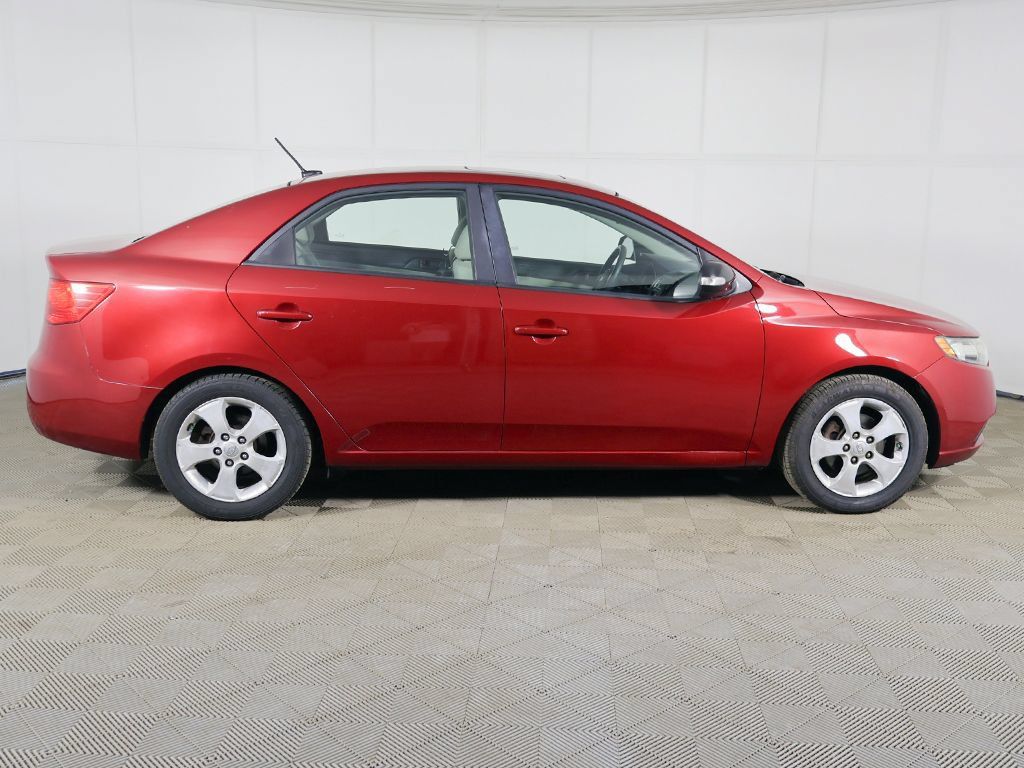 Used 2010 Kia Forte EX FWD image 9