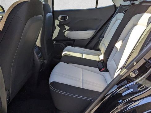 Certified 2025 Hyundai Venue SEL image 14