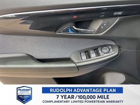 Used 2024 Chevrolet TrailBlazer LT w/ LT Cold Weather Package FWD image 11