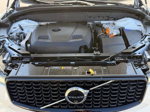 Certified 2024 Volvo XC60 T8 Ultimate w/ Protection Package Premier AWD/4WD image 41