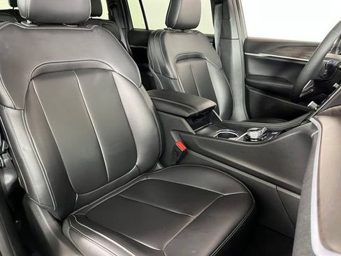 Used 2026 Jeep Grand Cherokee L Limited w/ MOPAR Finishing Package AWD/4WD image 46