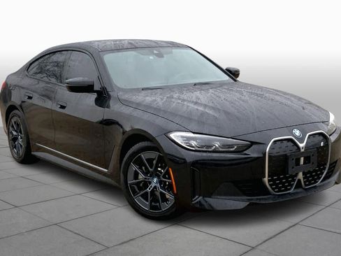 Used 2023 BMW i4 eDrive40 w/ Premium Package image 2