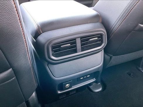 Used 2025 Honda Passport TrailSport image 10