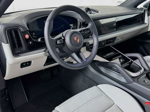 New 2026 Porsche Cayenne E-Hybrid image 4