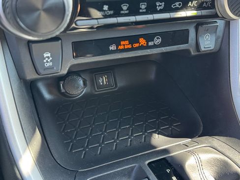 Certified 2024 Toyota RAV4 LE AWD/4WD image 24