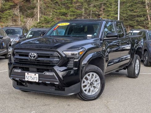 Used 2024 Toyota Tacoma SR5 image 2