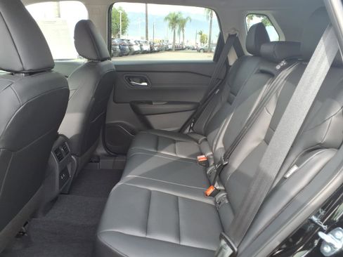 New 2026 Nissan Rogue SV image 10