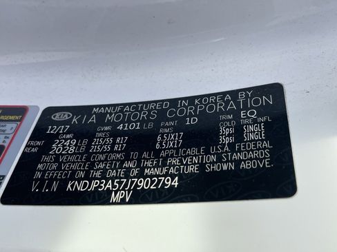 Used 2018 Kia Soul + image 8