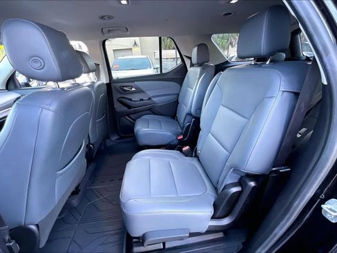 Certified 2021 Chevrolet Traverse Premier w/ LPO, Floor Liner Package image 25